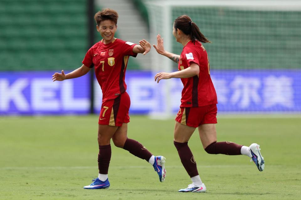 开云体育下载管理-中国女足队史首负俄罗斯！主场遭绝杀，王霜世界波，潘红艳送礼